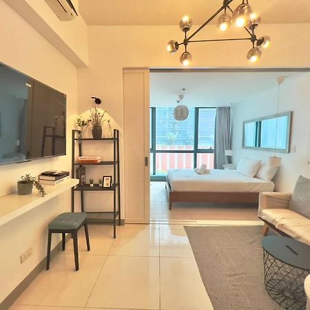 One Uptown Residences Bgc タギッグ エクステリア 写真