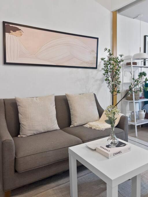 One Uptown Residences Bgc タギッグ エクステリア 写真