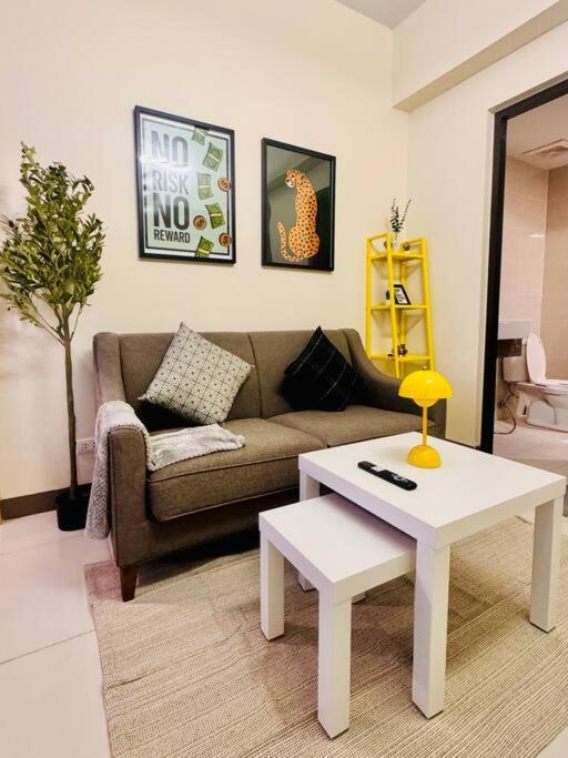 One Uptown Residences Bgc タギッグ エクステリア 写真