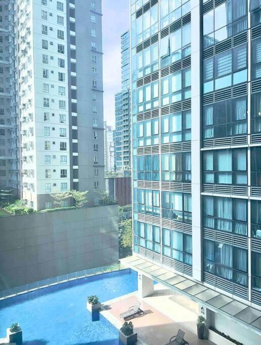 One Uptown Residences Bgc タギッグ エクステリア 写真